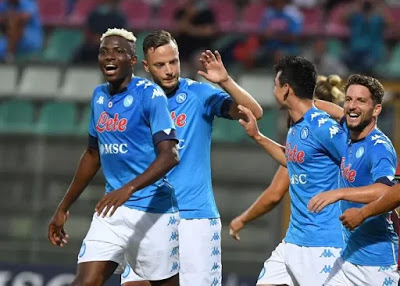 Osimhen-left-with-Napoli-team-mates-on-Sunday-.jpg