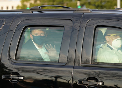 leaving%2Bhospital%2Bto%2Bgreet%2Bsupporters.jpg