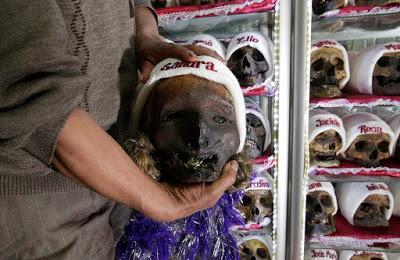 Bolivians%2Bdig%2Bup%2Bbodies%2Bof%2Bloved%2Bones%252C%2Bdecorate%2Bthem%2Bto%2Bcelebrate%2BDay%2Bof%2BSkulls%2Bin%2Bwhat%2Bhas%2Bbeen%2Ba%2Britual.jpg