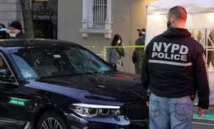 Car-hits-multiple-protesters-in-New-York-causing-injuries%25281%2529.jpg