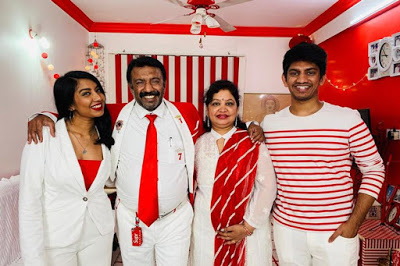 Meet%2Bthe%2Bfamily%2Bwho%2Bonly%2Bwear%2Bred%2Band%2Bwhite%2B-%2Band%2Blive%2Bin%2Ba%2Bred%2Band%2Bwhite%2Bhouse%2527.jpg