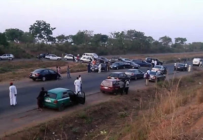 Bandits%2Bstrike%2Bagain%2Bon%2BKaduna%2BHighway%252C%2Bkill%2B9%252C%2Babduct%2B11.jpg