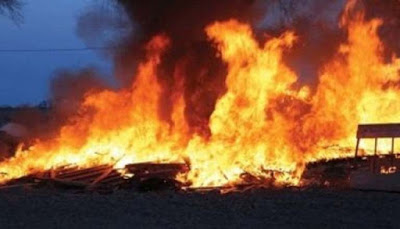 Mysterious%2Bfire%2Braze%2Bdown%2B18%2Bhouses%2Bin%2BOtukpo%2Bcommunity.jpg