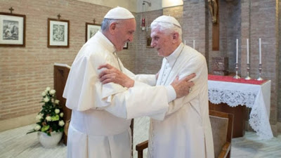 Pope%2BFrancis%252C%2Bex%2BPope%2BBenedict%2Bget%2BCovid-19%2Bvaccine.jpg