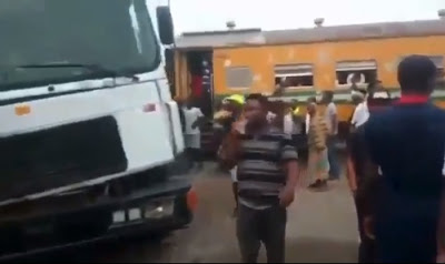 trailer%2Brams%2Binto%2Btrain1.jpg