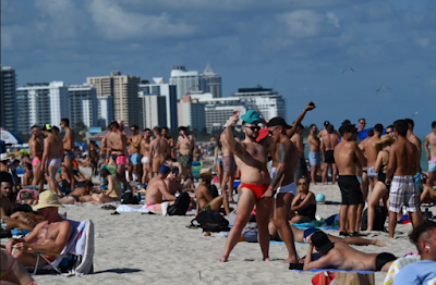beach%2Bgoers%2Barrested%2Bin%2Bmiami.png