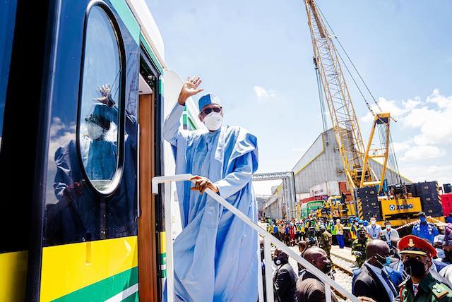 Buhari-on-a-train-ride-in-Lagos-