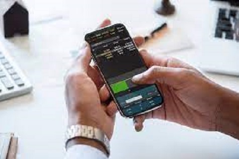Nigerians spent N1.77tn on national calls, SMS in 2020 Nigerians spend N1.77tn on national calls, SMS in 2020