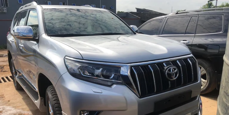 Reactions as Makinde donates SUVs to Oyo PDP leaders Reactions as Makinde donates SUVs to Oyo PDP leaders