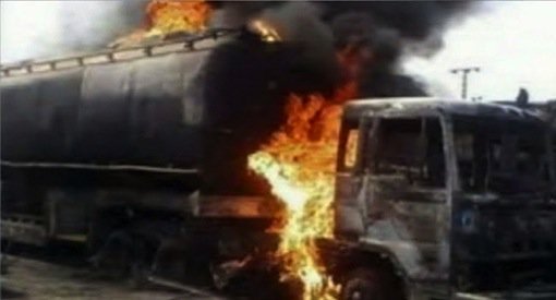 Driver jumps out, two cars burnt as tanker EXPLODES in Agodi Ibadan