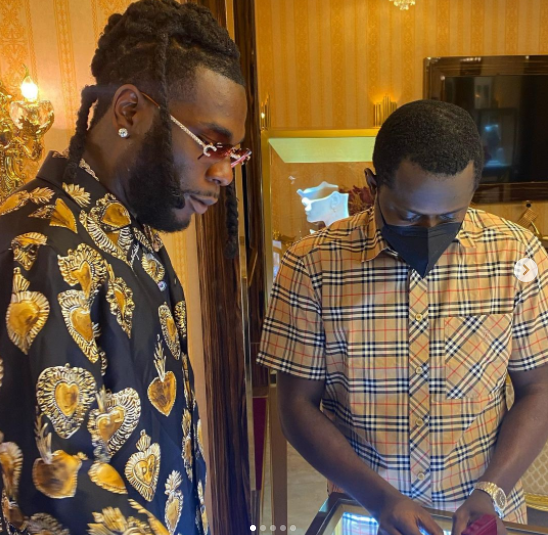 burna boy malivelihood Burna Boy patronizes Malivelihood