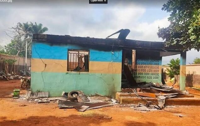 Gunmen Attack Kogi Police Station, Kill 3 Cops On Duty Gunmen Attack Kogi Police Station, Kill 3 Cops On Duty