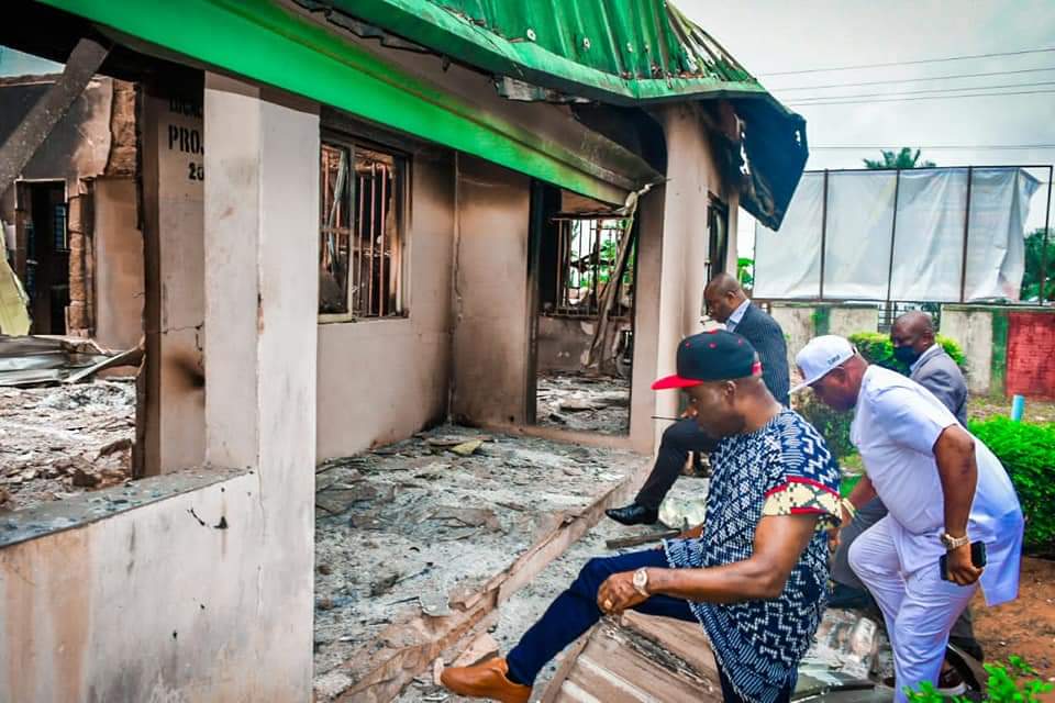 Soludo ''In All This, Who Loses'' - Soludo Asks Insane Minds Who Bombed Headquarters Of Nnewi South LGA