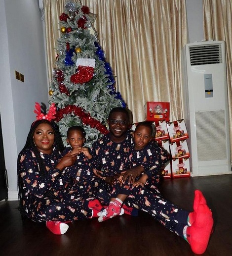 funke akindele twins faces2 JJC Skillz's Ex, Mella, funke akindele bello twins faces, funke's twins exposed, faces of funke akindele twins