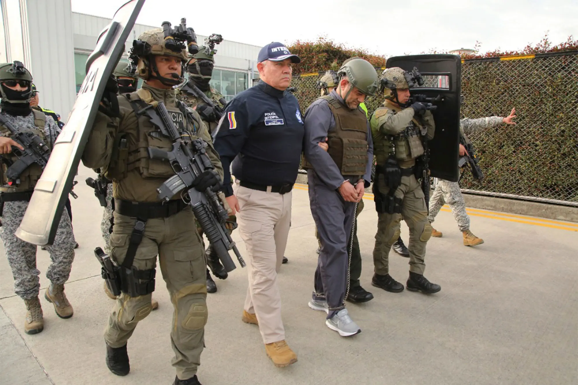 Drug Cartel Orders Stay-At-Home, As Businesses, Schools Shut Down For Days In Colomba In Reaction To Its Leader’s Extradition To U.S2 Drug Cartel Orders Stay-At-Home, As Businesses, Schools Shut Down For Days In Colomba In Reaction To Its Leader’s Extradition To U.S