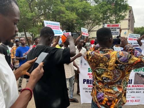 ISOKO YOUTHS PROTEST Delta Youths, Ex-Niger Delta Agitators Protest Demolition Of N700Million Mansion Of Tonto Dikeh's Ex-lover, Kpokpogri