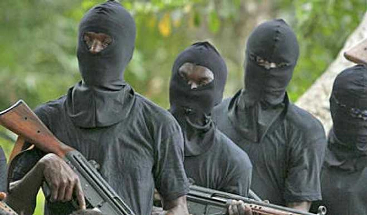 Kaduna Again! Gunmen Kill 25, Raze Houses Kaduna Again! Gunmen Kill 25, Raze Houses