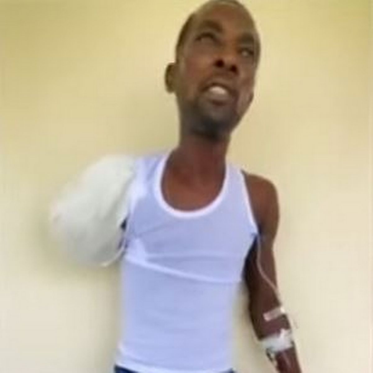 Man's arm ripped off during attack by huge 15ft shark as he desperately cries for help Man's arm ripped off during attack by huge 15ft shark as he desperately cries for help