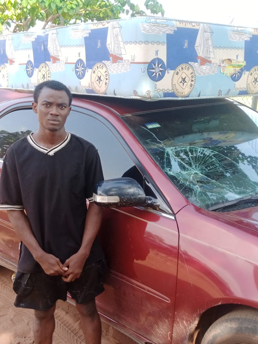 OOU Student Arrested For 'Intentionally' Knocking Down A Police Inspector OOU Student Arrested For 'Intentionally' Knocking Down A Police Inspector