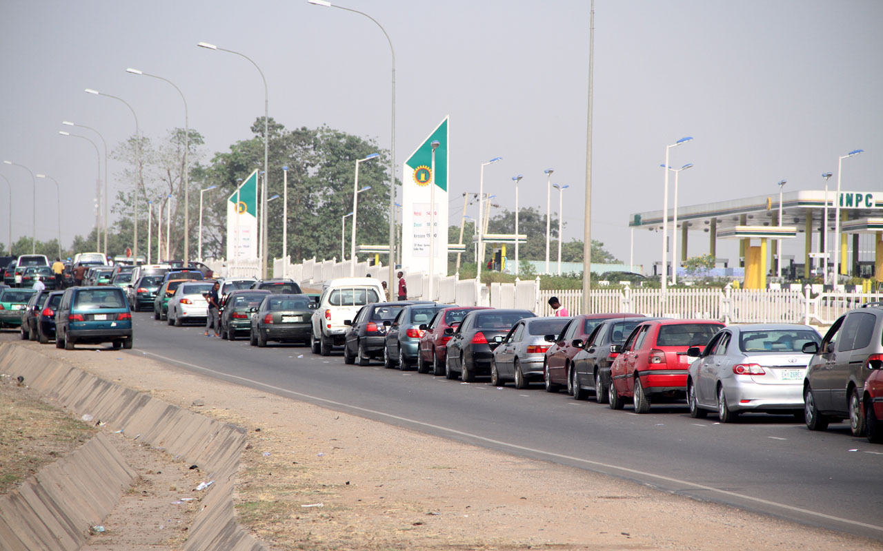 Fuel Scarcity Hits Abuja As Marketers Shut Stations Fuel Scarcity Hits Abuja As Marketers Shut Stations