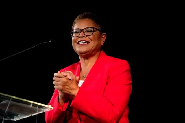 69-yr-old Black American emerges first female Los Angeles mayor 69-yr-old Black American emerges first female Los Angeles mayor