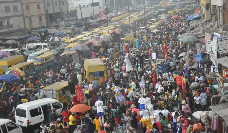 Three Persons In Nigeria Wealthier Than 83m Nigerians – Oxfam 83m Nigerians