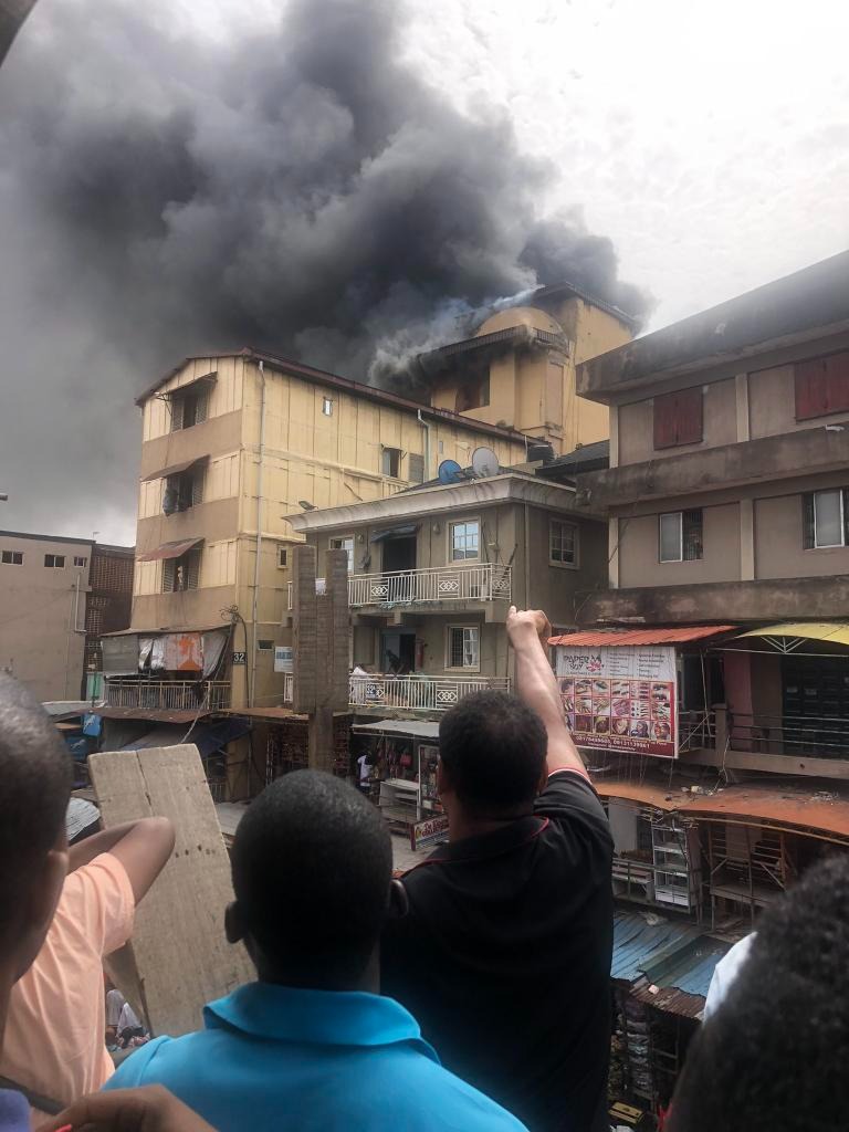 Fire Razes Five-Storey Building In Balogun Market Lagos