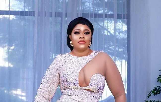Actress Biodun Okeowo slams troll over ‘pedophilic’ remark on daughter