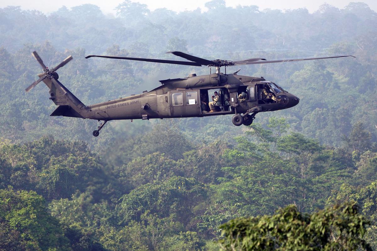 Two US Army Helicopters Crash During Training In Kentucky US