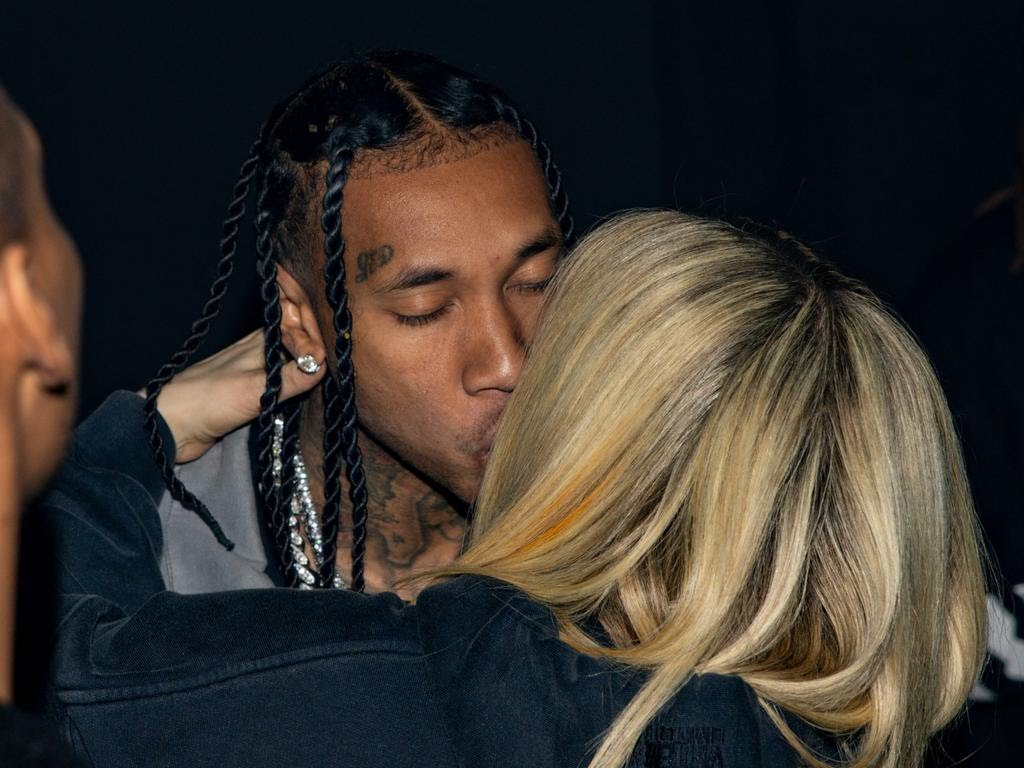 Avril Lavigne and Tyga confirm relationship with a kiss