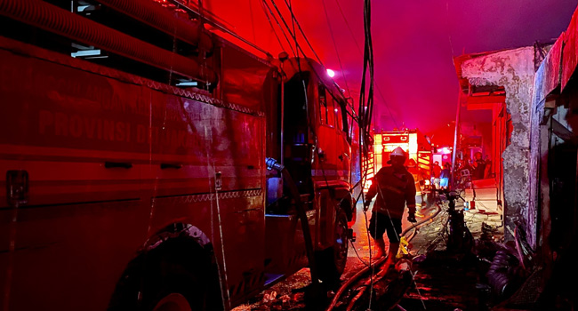 Indonesia Fuel Storage Depot Fire Kills 14 Indonesia Fuel Storage Depot Fire Kills 14
