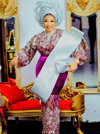 Lizzy Anjorin 