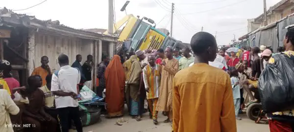 Truck Rams Into Worshippers In Niger Mosque Niger Mosque