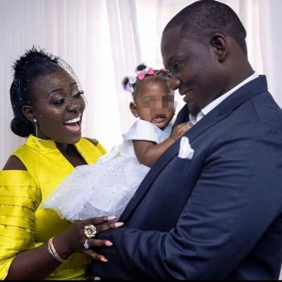 Woman mourns her husband who died less than 2 years after marriage 1 woman mourns