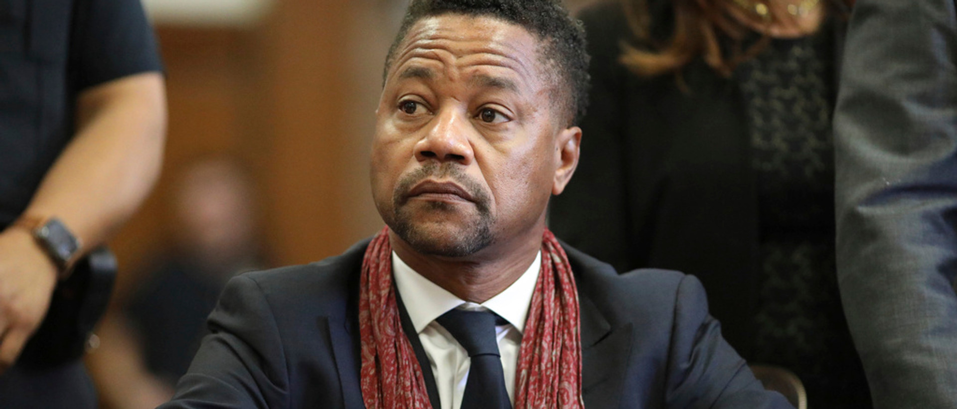 Actor Cuba Gooding Jr. avoids civil rape trial and SETTLES lawsuit Cuba Gooding Jr