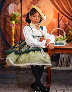 Bukola Adeeyo 
