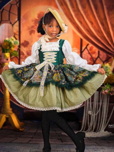 Bukola Adeeyo 