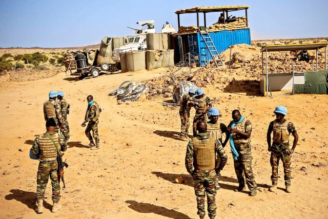 Soldiers gun down terrorists