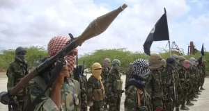 Suicide bomber kills 13 soldiers in Somali Suicide bomber