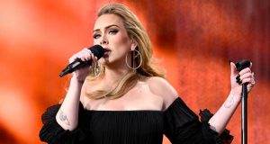 Adele reveals she collapsed backstage during her Las Vegas residency Adele reveals she collapsed backstage during her Las Vegas residency