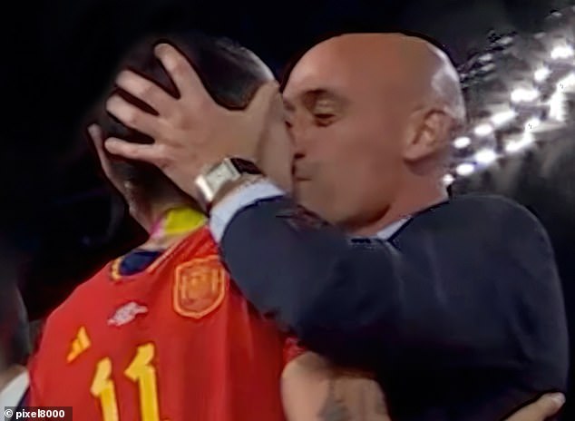 Spanish FA president will REFUSE to resign over World Cup 'kiss-gate' 