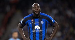 Chelsea agree £5m loan deal with Roma for Lukaku Chelsea agree £5m loan deal with Roma for Lukaku