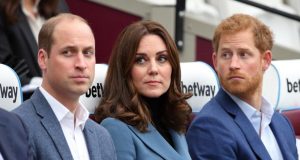 Kate Middleton reportedly making secret, late-night calls to Prince Harry Kate Middleton reportedly making secret, late-night calls to Prince Harry