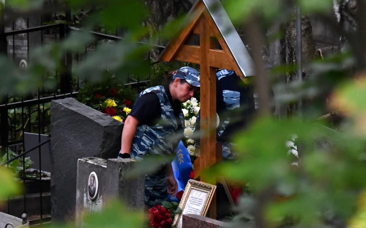 Wagner chief, Yevgeny Prigozhin buried in cemetery next to his father