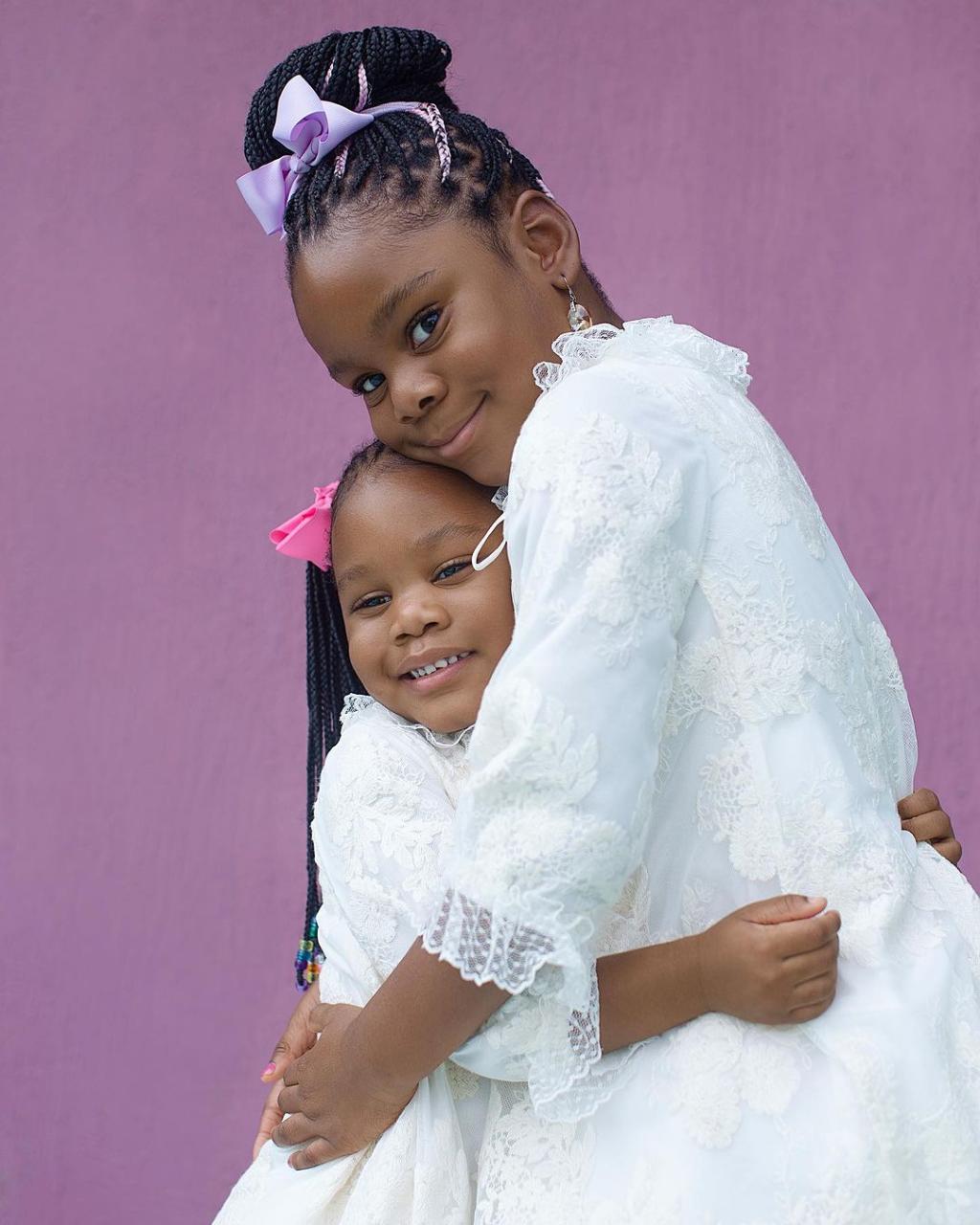 Adorable photos of Patoranking & his daughters
