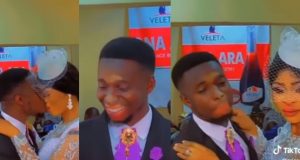 Moment Groom’s face got smeared with makeup after kissing his bride at their wedding Moment Groom's face got smeared with makeup after kissing his bride at their wedding