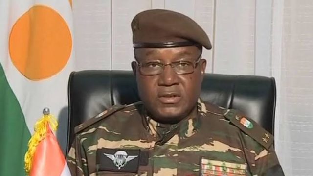 Niger orders French ambassador to leave the country