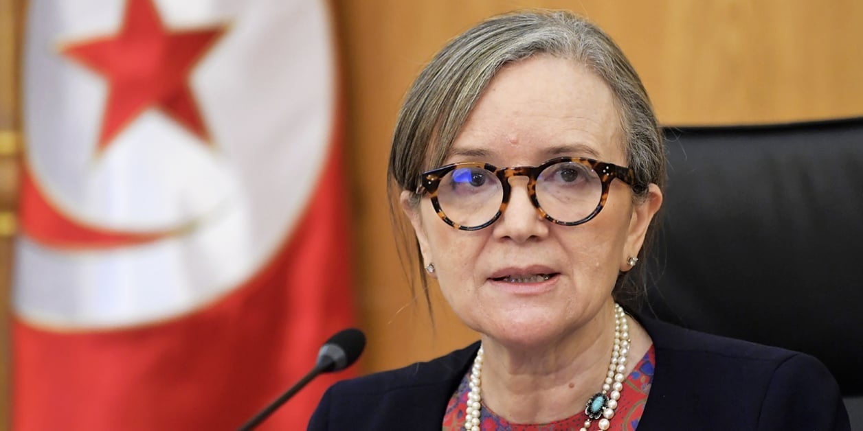 Tunisia's president sacks prime minister