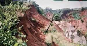 Landslide didn’t kill 30 people in Abuja – Police Landslide didn't kill 30 people in Abuja - Police