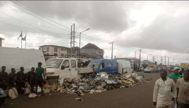 Lagos government shuts Ladipo Market